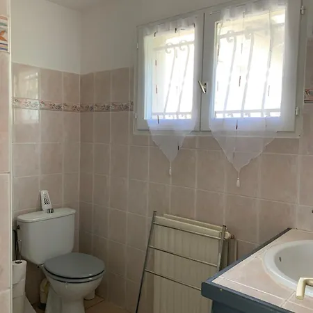 Petite Maison Dans Un Village Du Gers Feriehus *