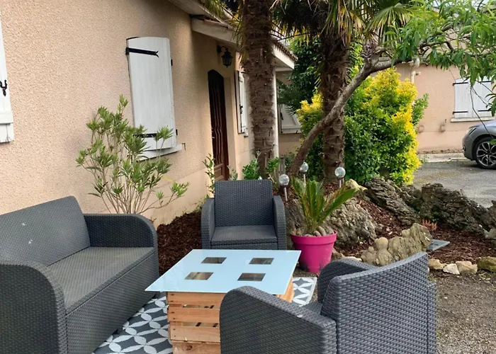 Petite Maison Dans Un Village Du Gers Σπίτι διακοπών *